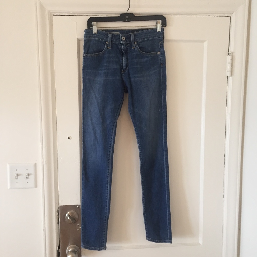 AG Farrah Skinny Jeans - Size 27